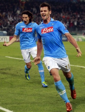 球时出现严 球时出现严